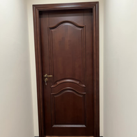 Porte intérieure en bois massif de style européen sur mesure, design sculpté à la main, porte battante peinte pour villa, chambre, appartement, hôtel