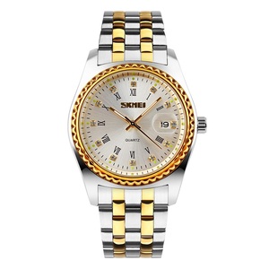 스케미 9098 커플 시계 새로운 디자인 연인 패션 클래식 쿼츠 시계 최저가 다이아몬드 디자이너 손목시계 남녀용 - Product Image 3