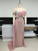 Robe de soirée sirène à épaules dénudées, faite main, ornée de strass et de perles, avec fente latérale haute et traîne en mousseline, pour Gala/Invitée de mariage