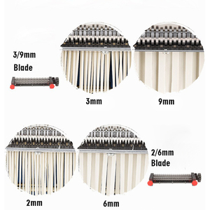 Rouleau <span class=keywords><strong>à</strong></span> <span class=keywords><strong>pâte</strong></span> <span class=keywords><strong>électrique</strong></span> automatique FKM160 avec coupeur 160 mm, machine <span class=keywords><strong>à</strong></span> pâtes professionnelle pour nouilles fraîches et enveloppes de raviolis - Product Image 3