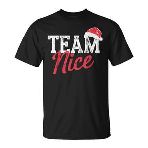 T-shirt natalizia Team Nice con design sardonico per coppie abbinate - Product Image 1