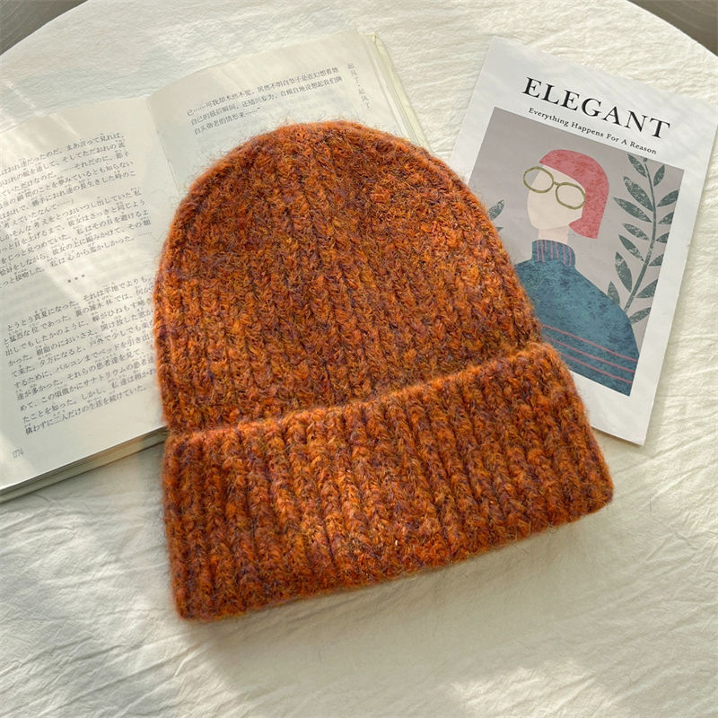 น้ำตาลอ่อน