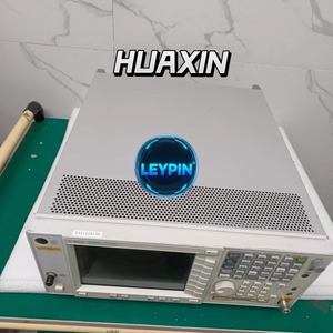 Utilisation de l'analyseur de spectre Agilent-Keysight E4445A - Product Image 2