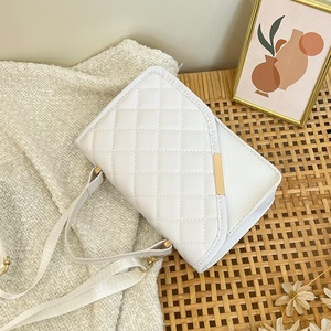 Sacs à main tendance en cuir pour femmes, mini sacs bandoulière avec sangle, sacs de téléphone, vente en gros, petits sacs à main en PU pour dames - Product Image 3