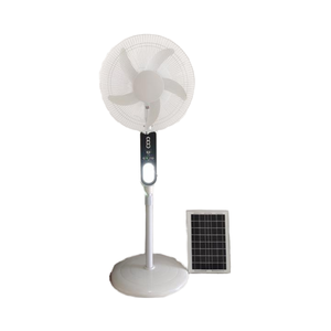 Ventilateur de refroidissement oscillant à hauteur réglable avec moteur sans balais, batterie solaire USB, télécommande et contrôle numérique en plastique - Product Image 4
