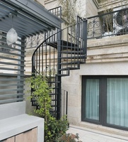 Kit d'escalier en colimaçon circulaire moderne préfabriqué, gain de place, design écologique, décoratif, extérieur, acier blanc