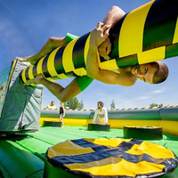 Jeu sportif gonflable d'extérieur Wipeout, obstacle de saut, machine à effondrement des jambes, parc d'attractions, amusement aquatique, matériau PVC