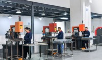 Cangkang Pelindung Baja Tahan Karat SUS304 Dilas OEM dengan Flensa Dasar Datar dan Permukaan Pasif untuk Peralatan Otomasi