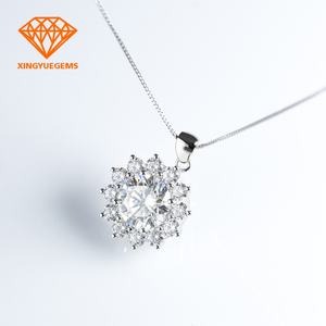 Joyería de Plata 925 y Circonita Cúbica, Colgante de Girasol - Product Image 2