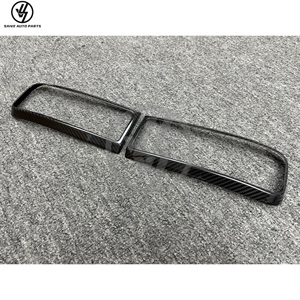 Couvre-clignotant arrière en fibre de carbone sèche pour Mercedes Benz Classe G W464 G63 G500 G580 2019-2024 Pièces automobiles - Product Image 3
