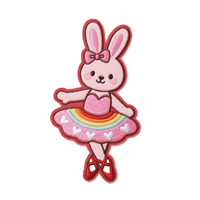 Patch brodé thermocollant personnalisé en feutre non tissé avec couleurs sur mesure pour vêtements