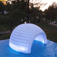 Dôme Gonflable Portable pour Glamping, Abri Gonflable, Tente LED Gonflable Idéale pour les Zones de Détente Extérieures des Complexes Hôteliers