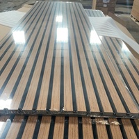 Placage de bois 3D MDF Wave Akupanel Technology Panneaux insonorisants en bois MDF Panneaux muraux à lattes en bois Mdf Plafond Panneaux acoustiques pour animaux de compagnie