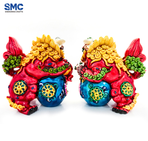 SMC Conjunto de 2 Peças: Estatueta 3D de Leão Pequeno Esculpido Artisticamente em Resina e Cão Guardião Chinês Fu, para Decoração de Mesa e Casa, Colecionável - Product Image 5