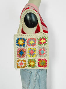 Sac à main en <span class=keywords><strong>crochet</strong></span> <span class=keywords><strong>granny</strong></span> square fait main en gros, sac fourre-tout coloré en patchwork pour femmes - Product Image 6