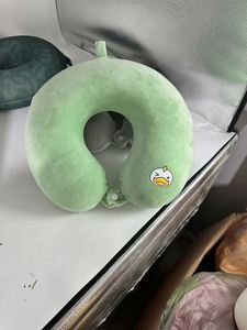 Source Factory Wholesale Portable U-Shape <b>Memory</b> <b>Foam</b> Travel Neck Pillow with Customizable Logo & Color 30x30cm <0.5kg - Product Image 5