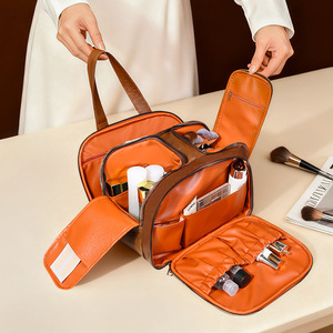 Trousse de Toilette de Voyage Portable Grande Capacité en Cuir Huilé avec Fermeture Éclair, Forme Rectangulaire, Rangement Multifonctionnel pour la Maison - Product Image 1