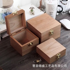 Caja de almacenamiento de joyas de madera cuadrada con tapa abatible, tamaño personalizable para empaques de regalo y organizadores - Product Image 4