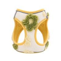 Harnais de poitrine pour chien BanabaPet, nouveau modèle automne-hiver, durable, anti-évasion, avec fleurs en peluche, pour chiens et chats universels