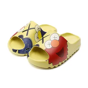 mode trend strand flip-flops cartoon-stil großhandel dicker boden damen paar sandalen herren leicht heim-rutschen s