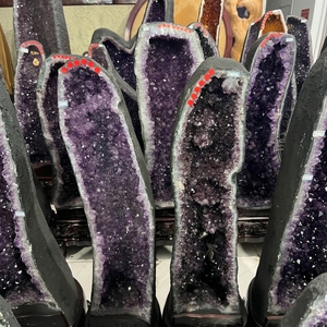 Géode de Cathédrale en Améthyste Naturelle de Haute Qualité du Brésil et d'Uruguay, Vente en Gros, pour Décoration, Artisanat de Cristal Premium - Product Image 2