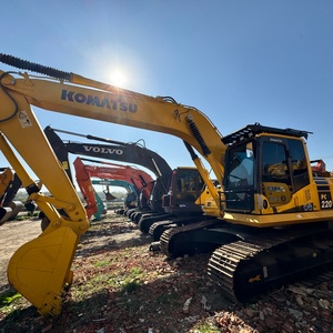 Excavatrice Komatsu PC220 d'occasion haute performance de 22 tonnes pour les chantiers de construction et les travaux d'infrastructure - Product Image 1