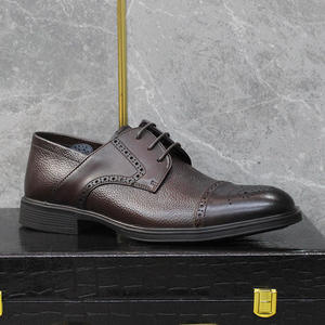 Chaussures de mariage italiennes haut de gamme pour hommes, chaussures de ville et richelieu en cuir pour hommes, luxueuses, sur mesure et fabriquées à la main. - Product Image 6