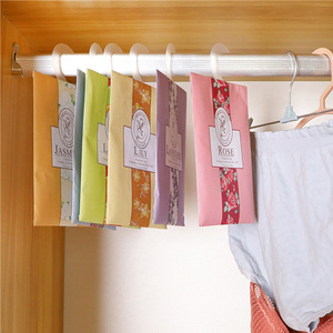 Armoire <span class=keywords><strong>Sachet</strong></span> de parfum portable suspendu anti-moisissure <span class=keywords><strong>Sachet</strong></span> de garde-robe suspendu placard sac <span class=keywords><strong>sachet</strong></span> d'arôme anti-moisissure odeur - Product Image 2