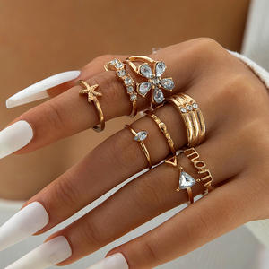 Elegante Juego de Anillos de Piedras Preciosas Chapados en Oro para Mujer, Diseño de Corazón, Mariposa y Gota de Agua, Estilo Simple y Versátil para Oficina/Trabajo - Product Image 5