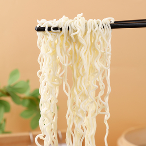 บะหมี่กึ่งสำเร็จรูปแบบถ้วยขนาดเล็ก 50 กรัม บรรจุภัณฑ์ฟอยล์อะลูมิเนียม ฝาเปิดง่าย ขายส่งแบบยกกล่อง 24 ถ้วยต่อกล่อง 4 รสชาติ - Product Image 4