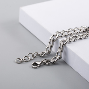 Pulsera de Cadena Cubana de Acero de Titanio, Joyería de Moda Unisex con Diseño Geométrico XYB0089 - Product Image 3