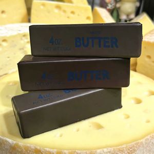 ของเล่นบีบเนื้อโฟมรูปช็อกโกแลตสีชมพูแบบกำหนดเองสำหรับขายส่ง G Wholesale Butter Squishy ของเล่นเสริมพัฒนาการทางประสาทสัมผัส ของชำร่วยงานปาร์ตี้ ของเล่นแปลกใหม่ - Product Image 5
