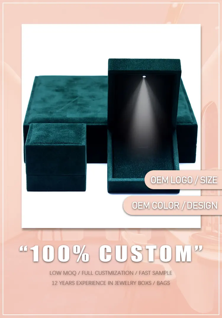 Custom Logo Green Velvet Lights Lints Flannel Case Necklace Bracelet Bangle Jewelry Packaging Ring Box Jewelry Boxes with LED