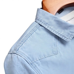Camisa de Manga Larga de Algodón Azul Claro para Hombre, con Bolsillos en el Pecho, Corte Regular, Cuello Clásico, para Primavera - Product Image 4