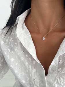 Collier solitaire en moissanite taille ovale, en argent sterling 925 plaqué or, bijou en forme de goutte d'eau pour mariage et fête - Product Image 5