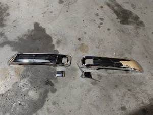 ฝาครอบมือจับประตูด้านนอกพลาสติกโครเมียมยอดนิยมสำหรับขายส่ง อะไหล่ตัวถังรถบรรทุก อุปกรณ์เสริมจากโรงงาน สำหรับ <span class=keywords><strong>HINO</strong></span> <span class=keywords><strong>DOMINATOR</strong></span> <span class=keywords><strong>500</strong></span> - Product Image 5