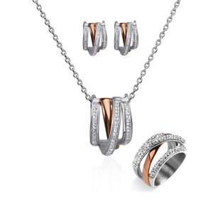 Conjuntos de Joyería de Circonia Cúbica Entrecruzada para Mujer, Venta al por Mayor de Fábrica, Collares, Anillos y Pendientes de Acero Inoxidable a la Moda - Product Image 1