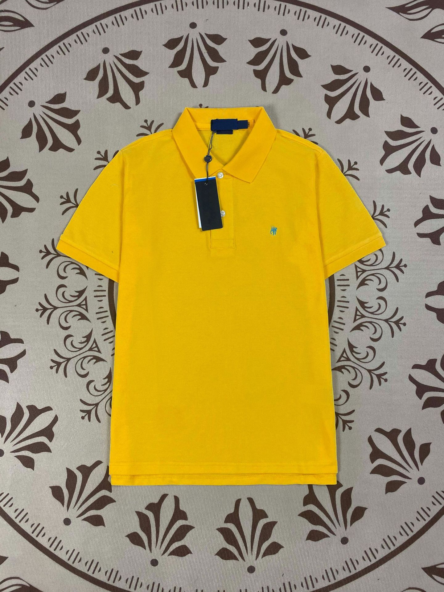 Jaune