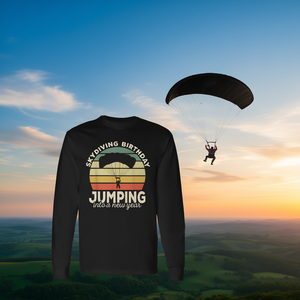 Camiseta de manga larga con diseño retro de paracaidismo para cumpleaños, talla para adultos - Product Image 3