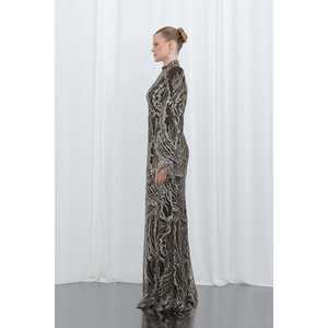 ชุดราตรีผ้าออร์แกนซ่าปักลายหรูหรา คอสูง เปิดหลัง สีมิงค์ โปร่งแสง กระชับเข้ารูป เอวธรรมชาติ แขนยาว - Product Image 2