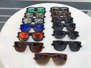 <span class=keywords><strong>Occhiali</strong></span> da Sole Sportivi Polarizzati di Alta Qualità con Lenti Graduali G15 UV400, Design Rettangolare e Finitura Lucida - Product Image 2