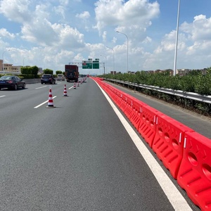 Barrière de circulation routière en PEHD de 800 mm pour la sécurité routière et le contrôle des foules, utilisée comme barrière de circulation - Product Image 6