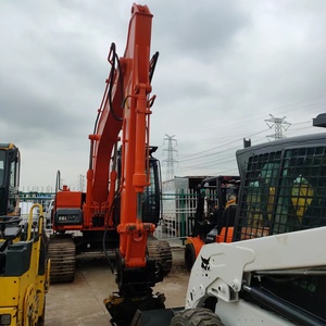 Envío Gratuito, Excavadoras Usadas Hitachi EX 120-5 de 12 Toneladas en Stock para la Venta - Product Image 4