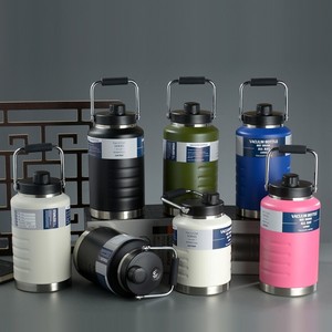 Jarra Térmica de Gran Tamaño de 2.0L, Botella Deportiva de Doble Pared, Botella de Agua Ecológica de Acero Inoxidable Aislada para Regalos Empresariales - Product Image 2