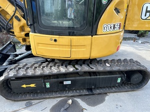 Excavatrice sur chenilles hydraulique CAT 303.5E 3 tonnes, bon état, faible nombre d'heures, performances stables, occasion, pour la construction - Product Image 6