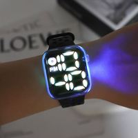 Jam Tangan LED Berkedip Lampu Malam Plastik Persegi Baru Jam Tangan Digital Jelly Pasangan Pelajar Pria dan Wanita Tren Fashion