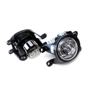 Faros antiniebla delanteros originales para el Prado 2024 (LC250) con tecnología LED. - Product Image 1
