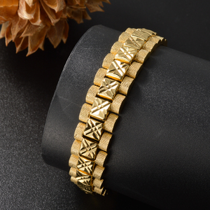 fashion bulk 18k matte grain <b>solid</b> unisex romant link square carved wide band minimalist heavy exquisite elegant <b>bangle</b> bracelet - Product Image 1