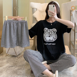 Camiseta de Verano de Alta Calidad, Delgada, Cómoda, de Manga Corta, Transpirable, con Cuello Redondo, Pijama de Verano con Dibujos Animados, Conjunto de Tres Piezas - Product Image 4