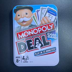 Werbeaktion Großhandel - Wasserdichte Brettspielkarten in Farbiger Eisenbox für Familienfeiern - Product Image 2